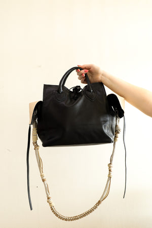Let & Her Midsize Bag w/Strap Black