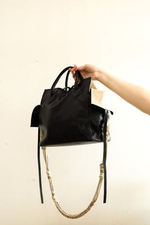 Let & Her Midsize Bag w/Strap Black