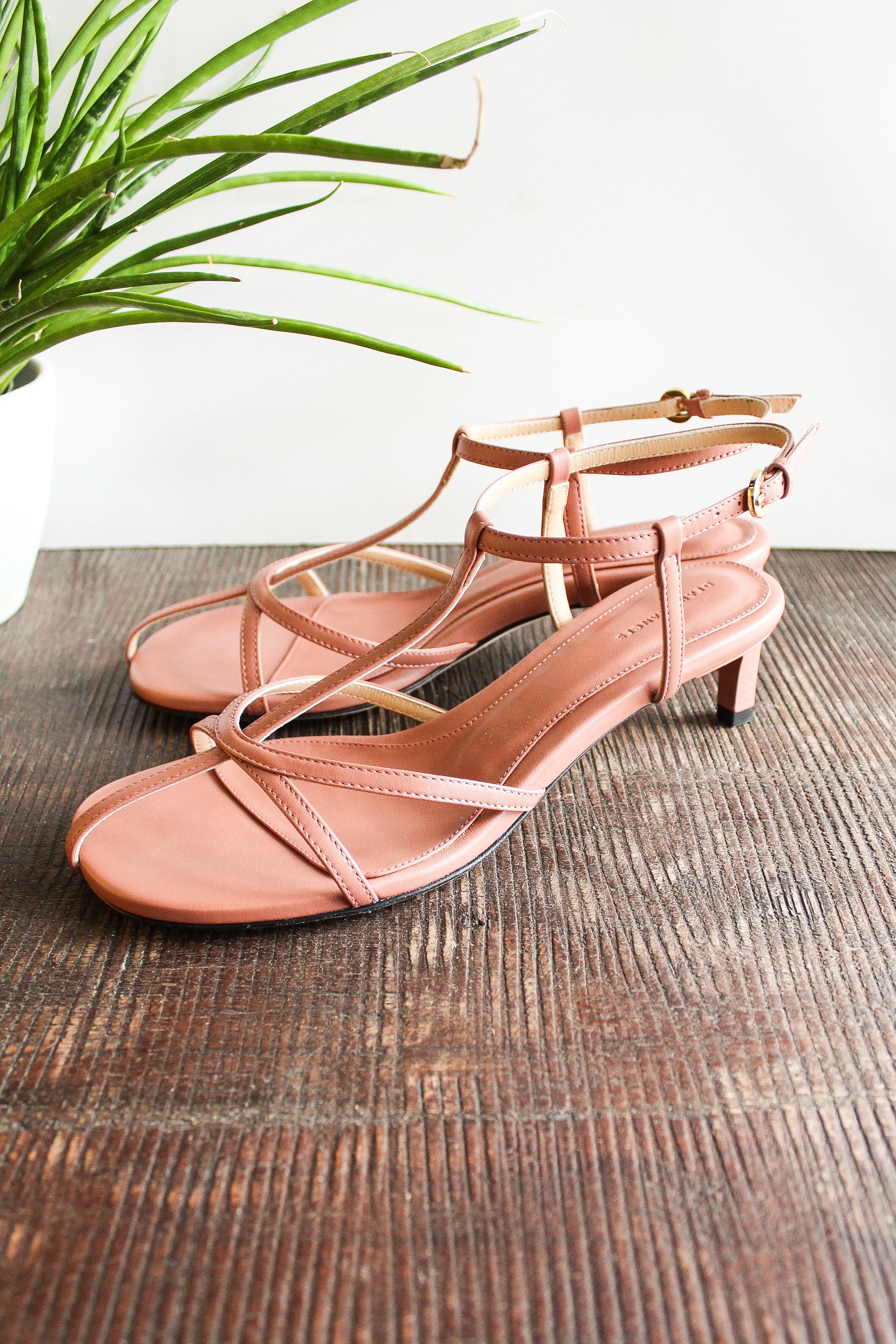 Dear Frances Tee Sandal – Good Company