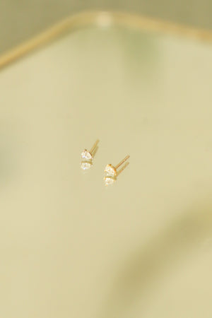 E187 - 14k YG Studs w/2 Pear Shaped Diamonds 0.11cts
