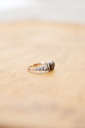Vintage Georgian Ring w/Garnet & Diamonds