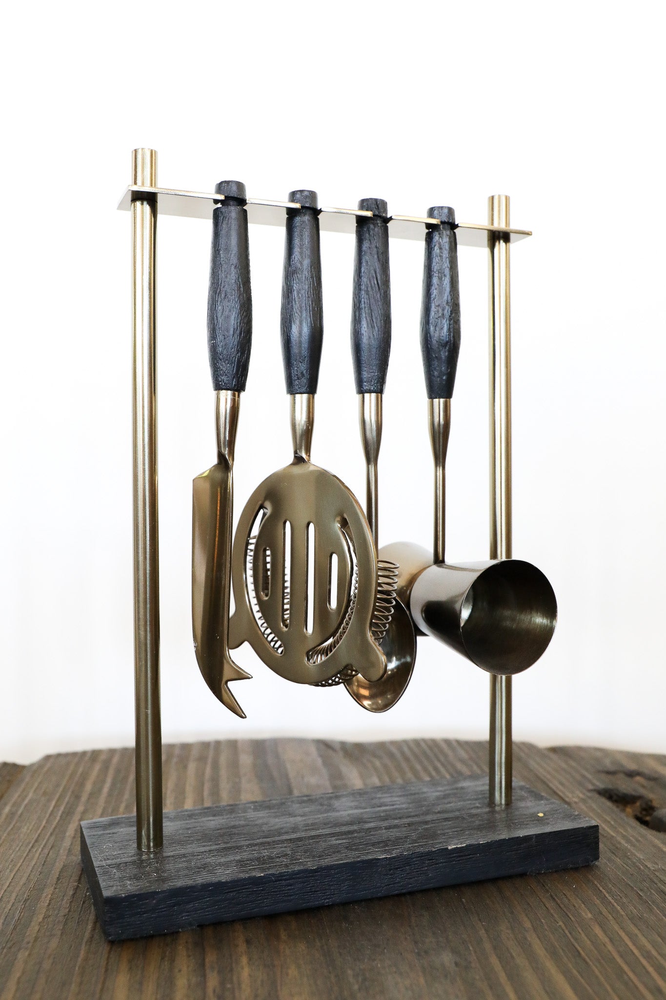 Arendal Bronze Bar Tool Set