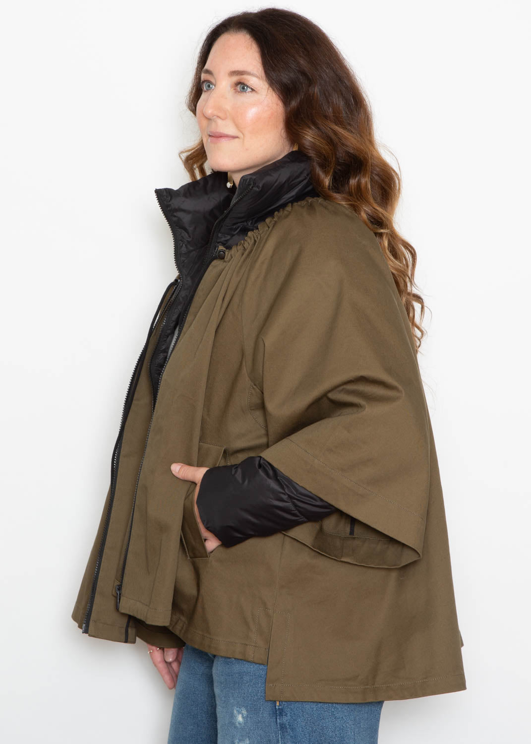Psophia Cape Jacket Combo