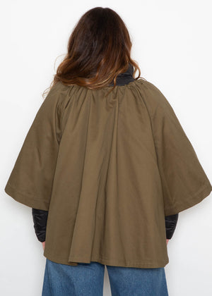 Psophia Cape Jacket Combo