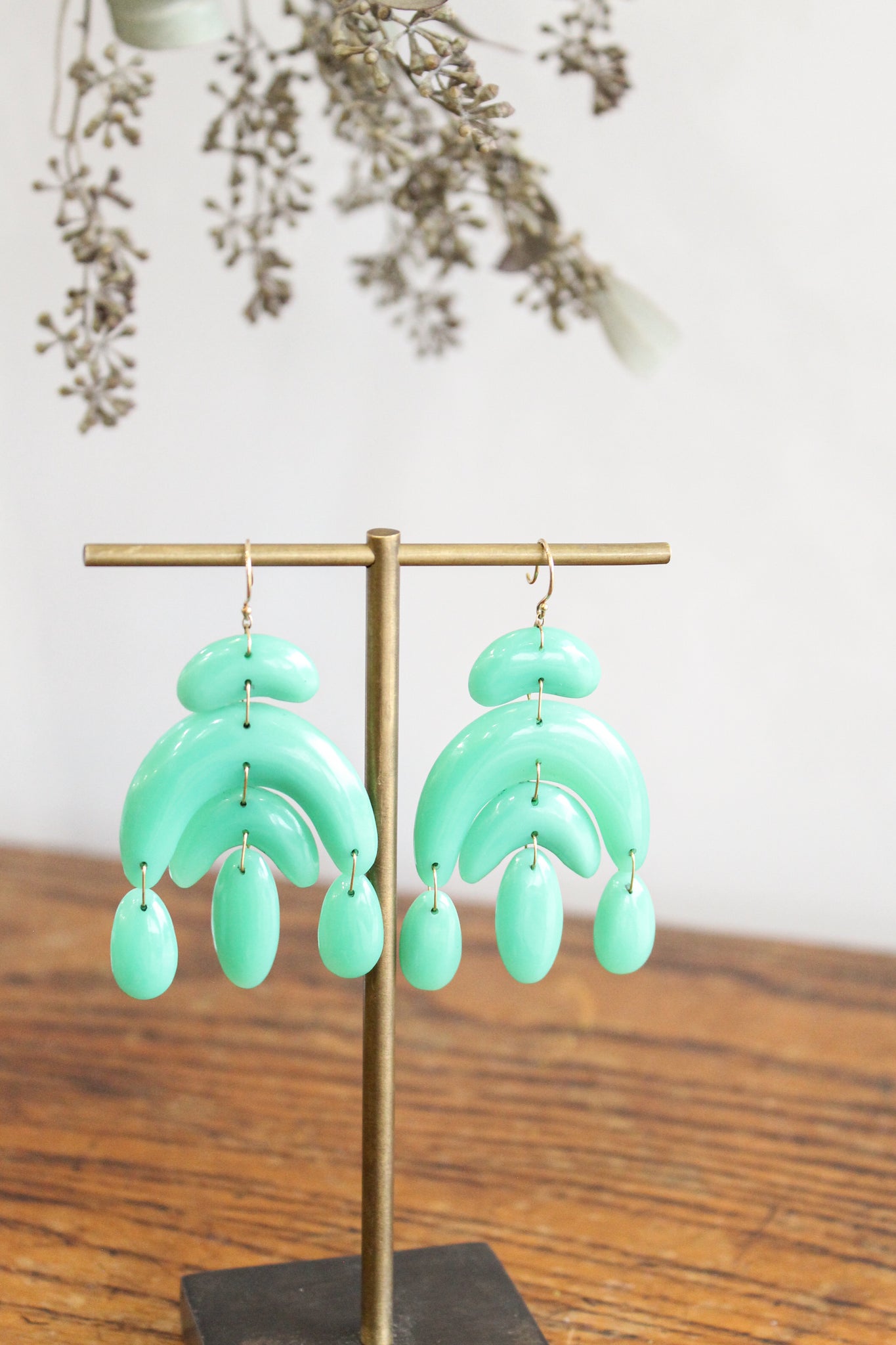 TTT 18k Chrysoprase Totem Chandelier Earrings