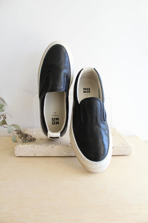 MOMA Vintage Slip On