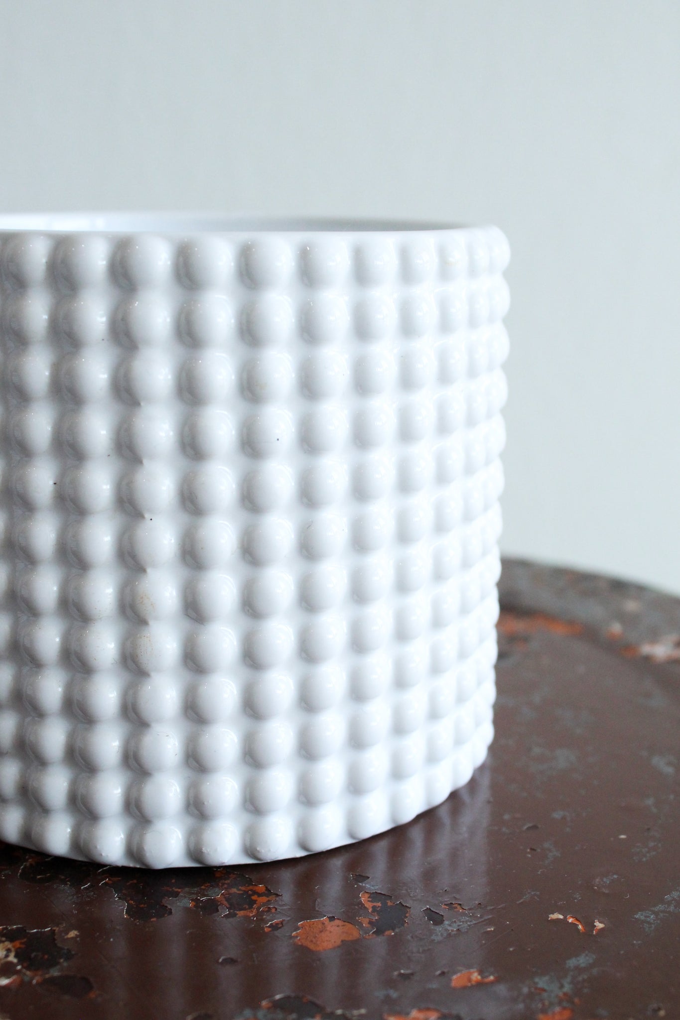 White Hobnail Ceramic Planter (Medium)