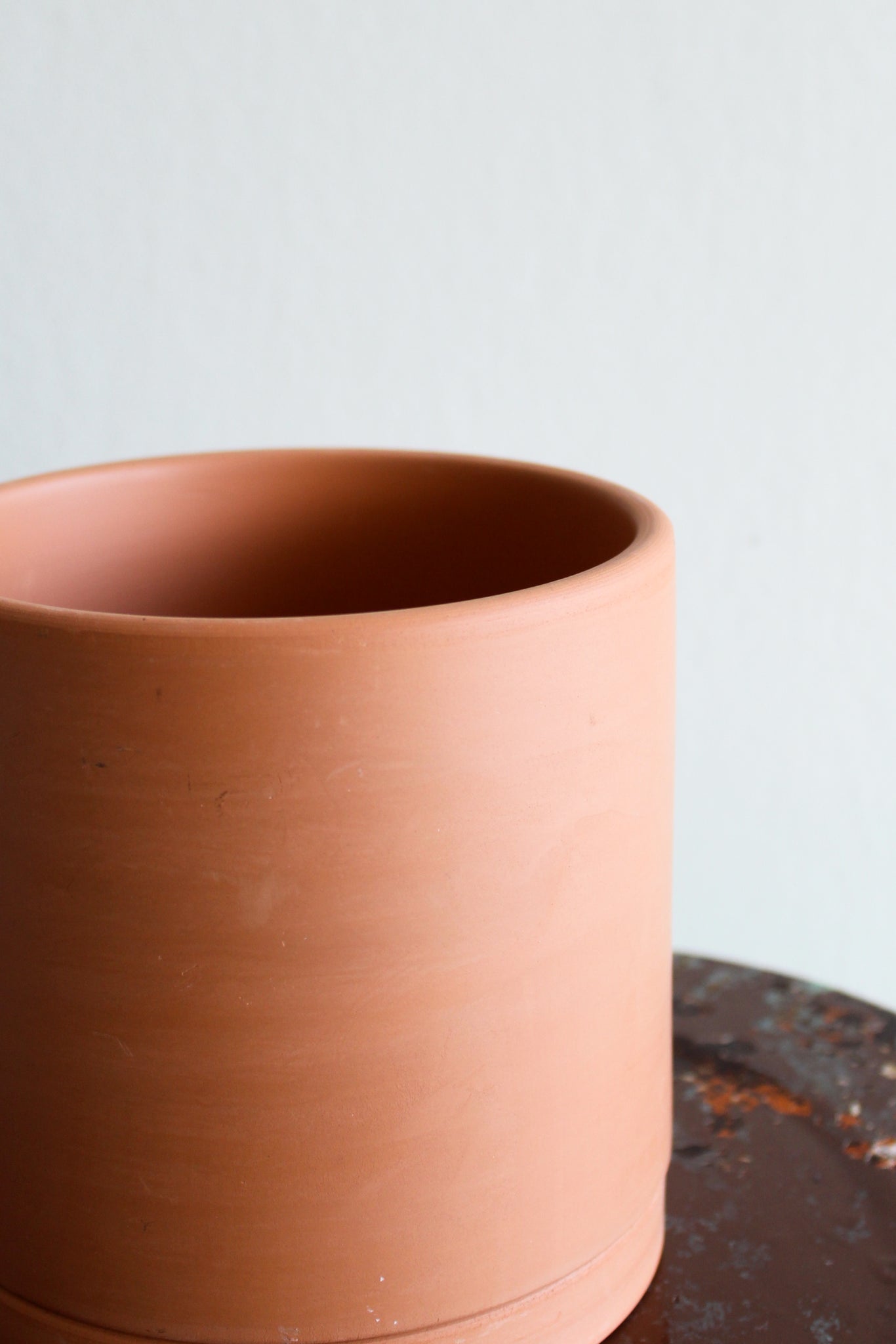 Terracotta Cylinder Plant Pot (Medium)