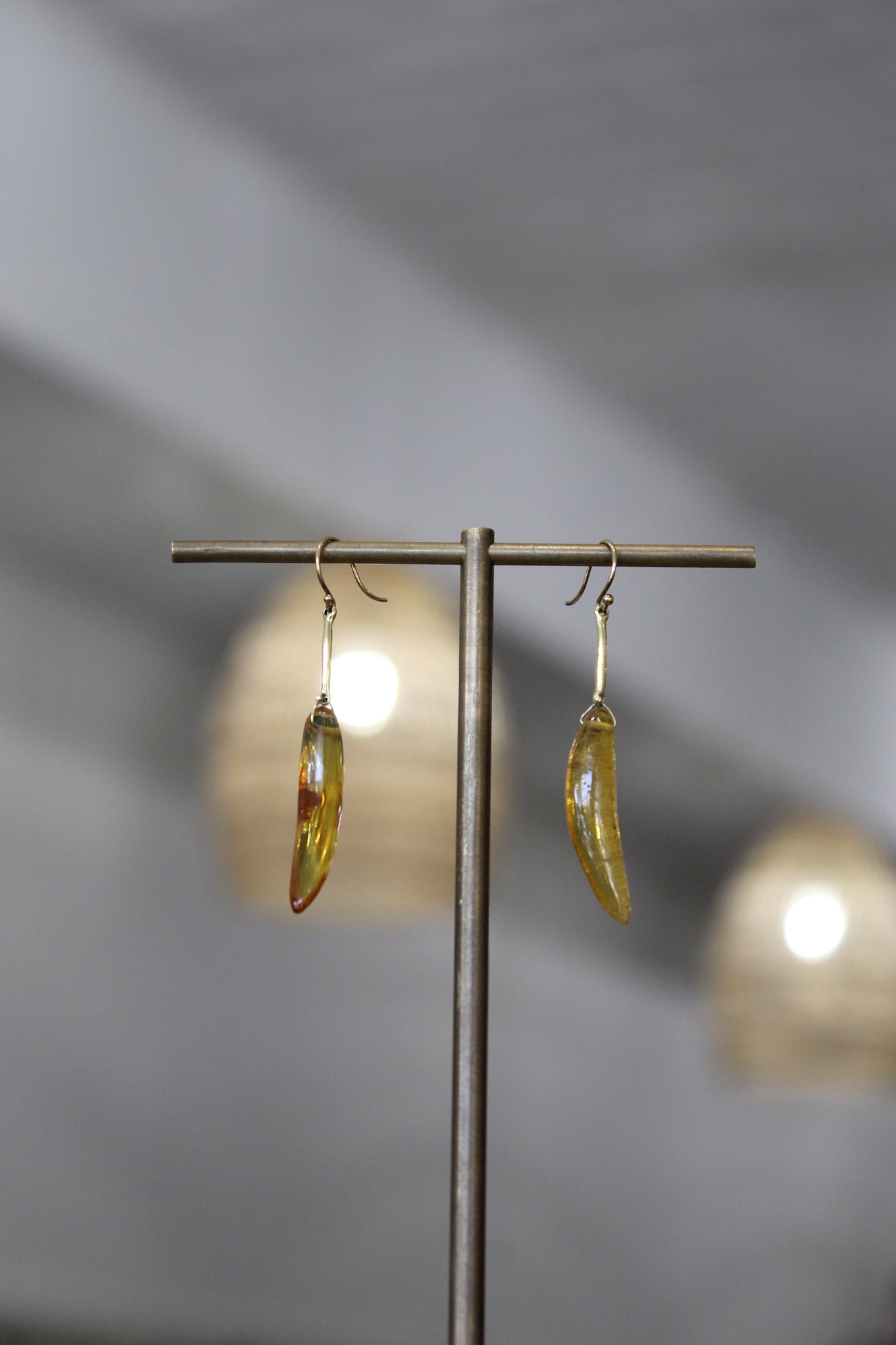 TTT 18k Handcut Amber Horn Earring