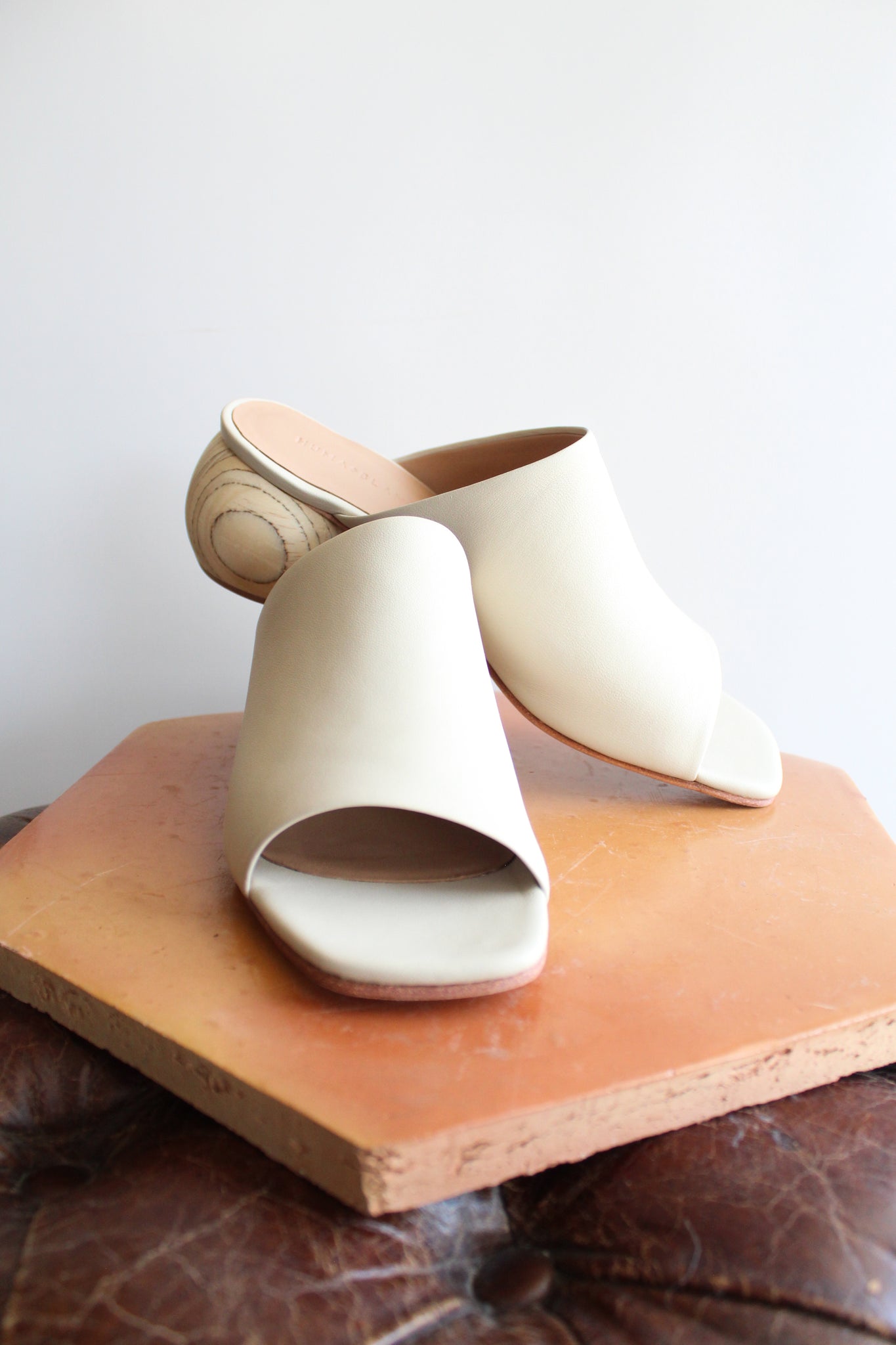 Huma Blanco Milla Heel