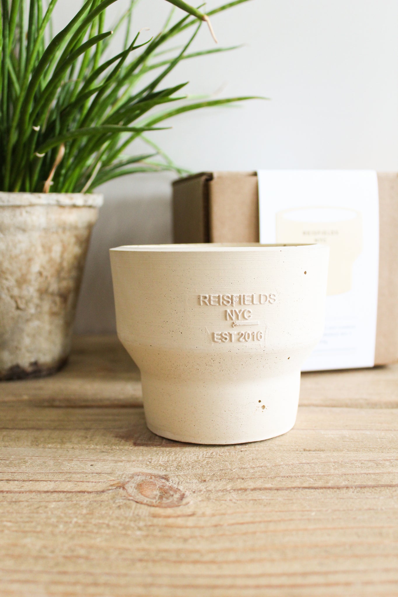 REISFIELDS Cement Candle