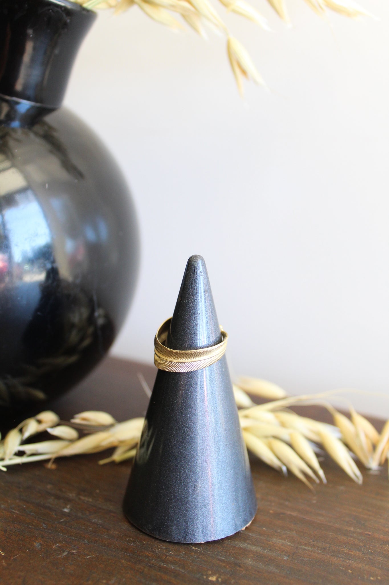 Annette Ferdinandsen 10k Feather Ring Size 6.5