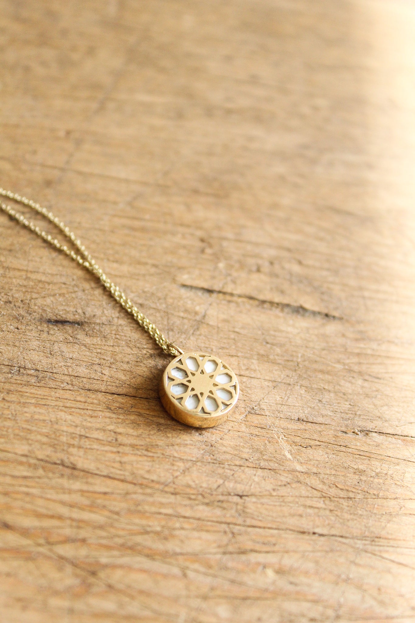 NOUSH 14k YG Snake Necklace w/MOP & Diamonds