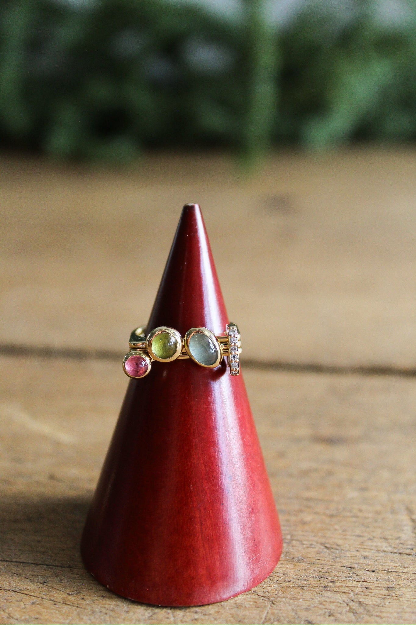 NOUSH Linqd Round & Oval Ring Set