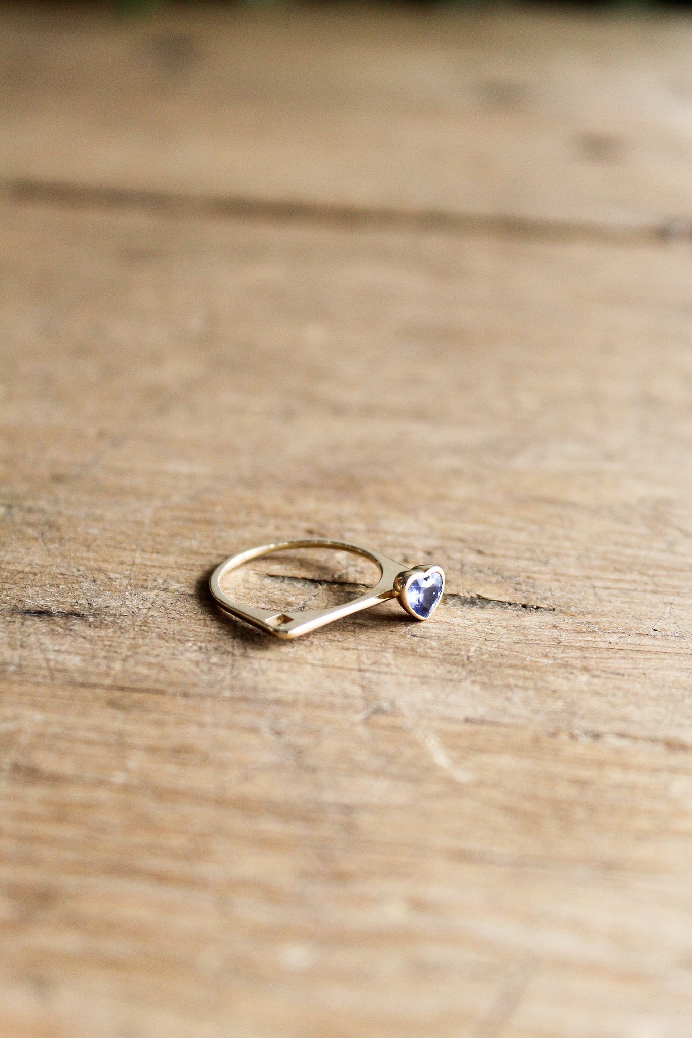 NOUSH Linqd Ring Blue Sapphire Heart