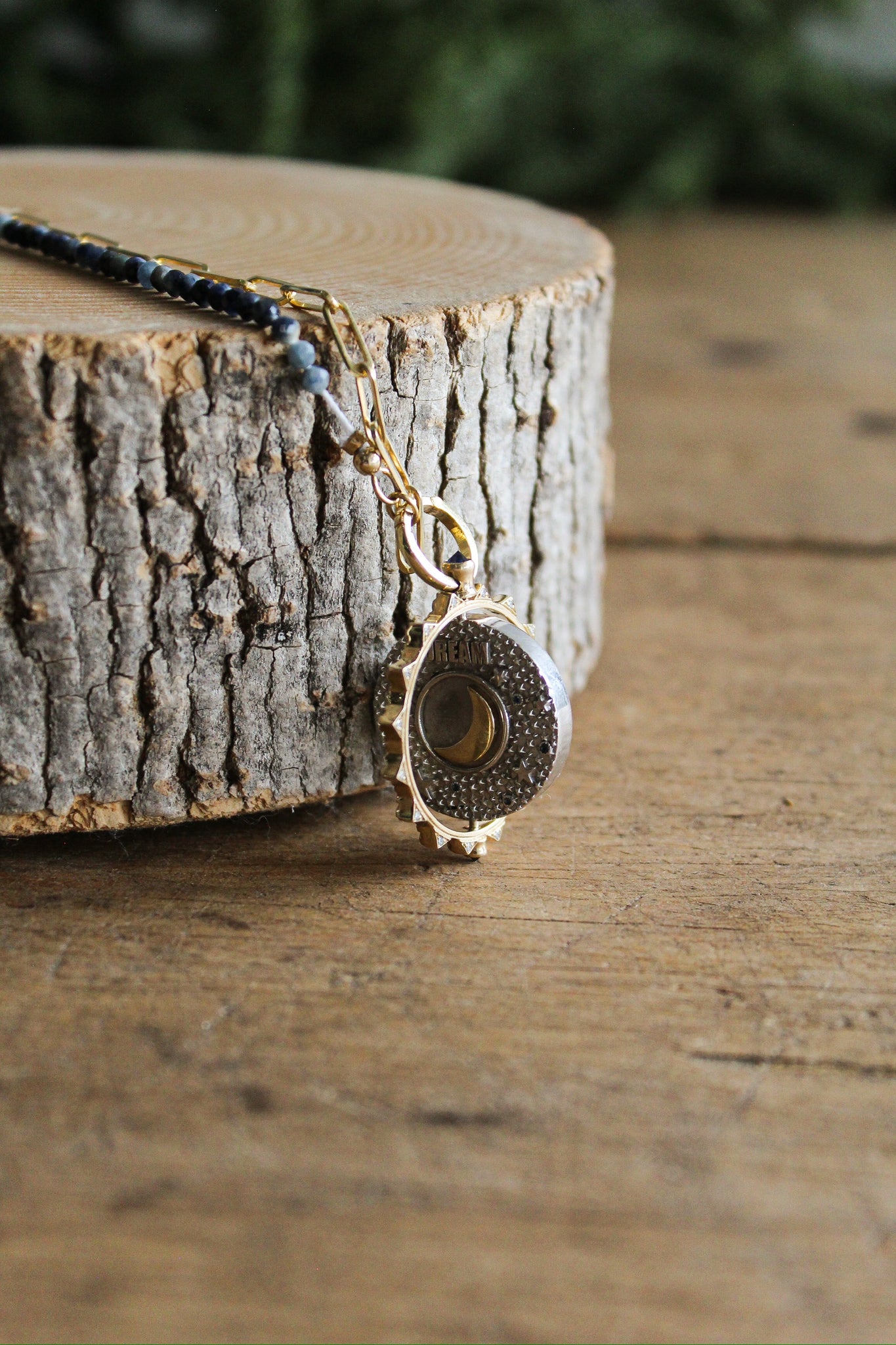 NOUSH La Fortuna Large Necklace Dream