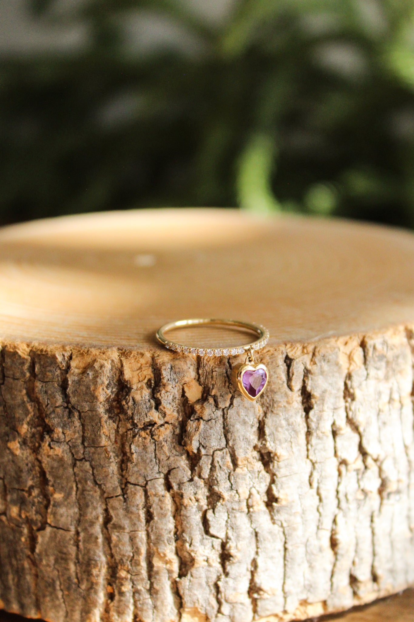 NOUSH Peekaboo Heart Ring w/Diamonds Size 6