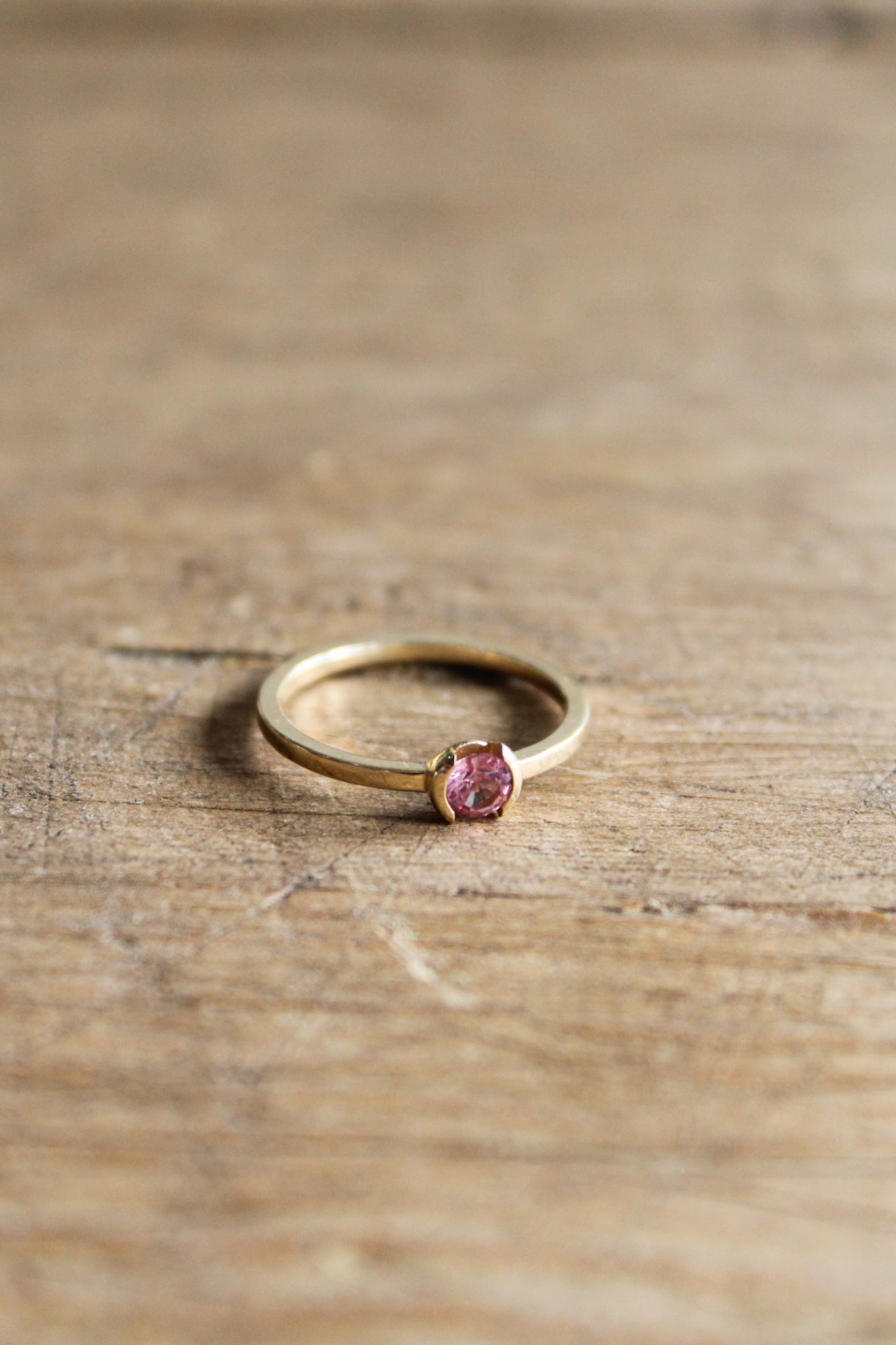 NOUSH Round Light Pink Sapphire Ring Size 6