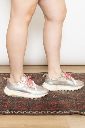 MOMA Cusna Sneaker