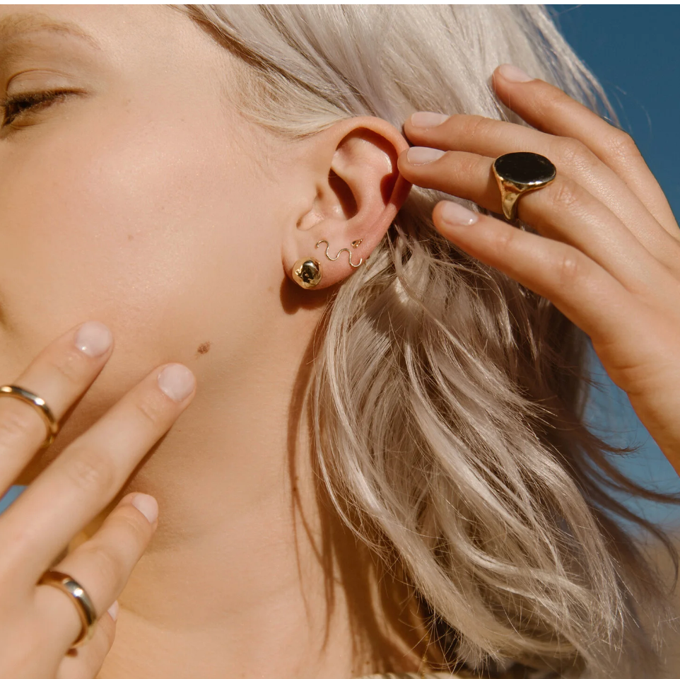 Talisman 14k YG Wave Stud - Single